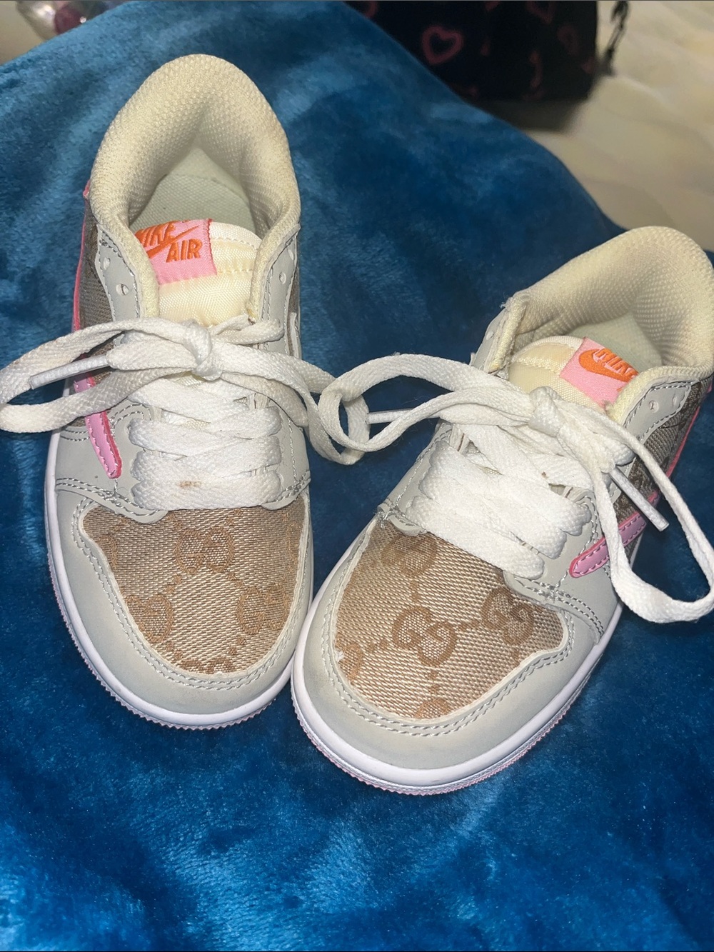 Gucci Kids Beige and Pink Logo Sneakers